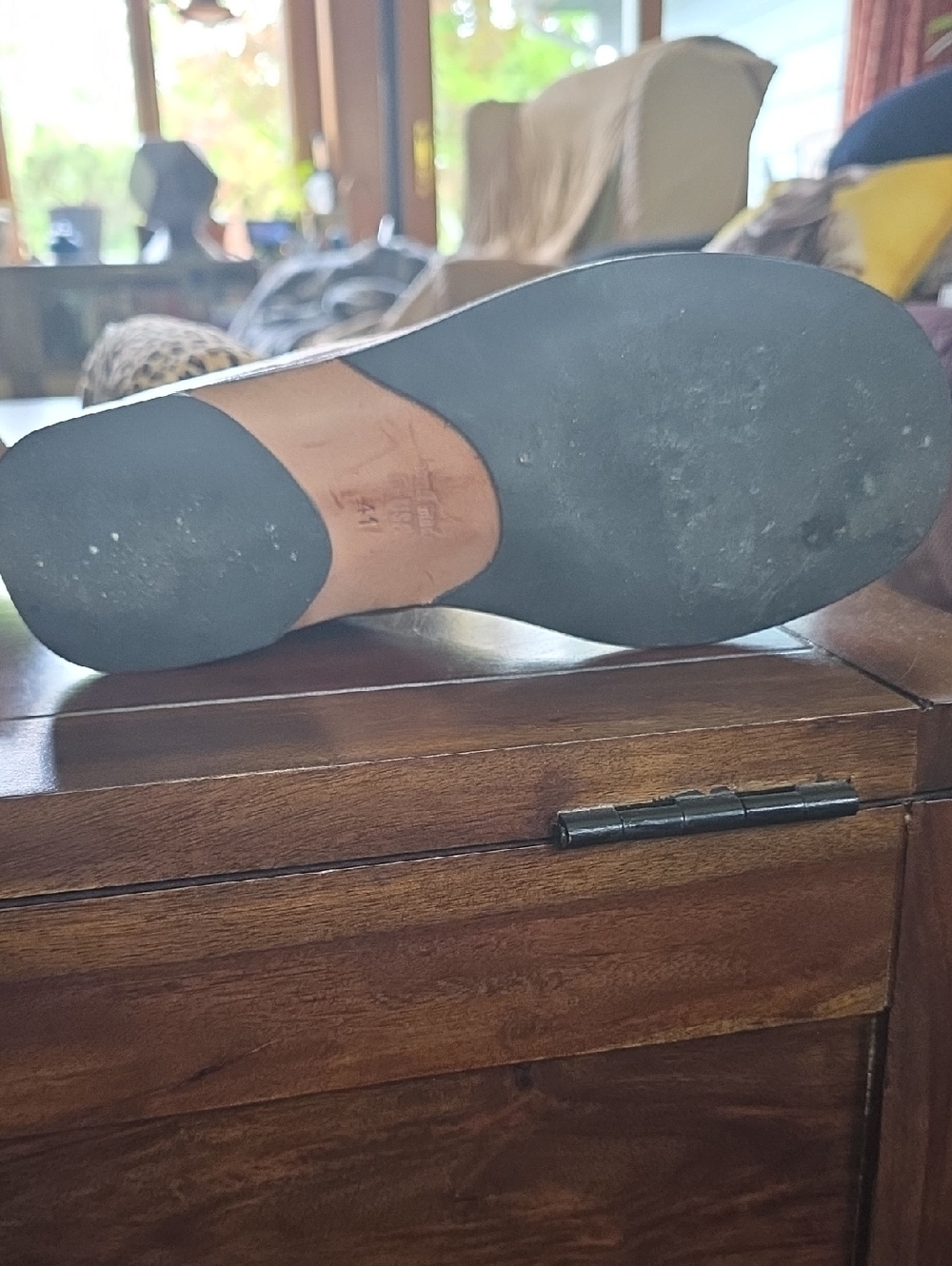 Cydwoq two tone booties - Picture 7 of 10